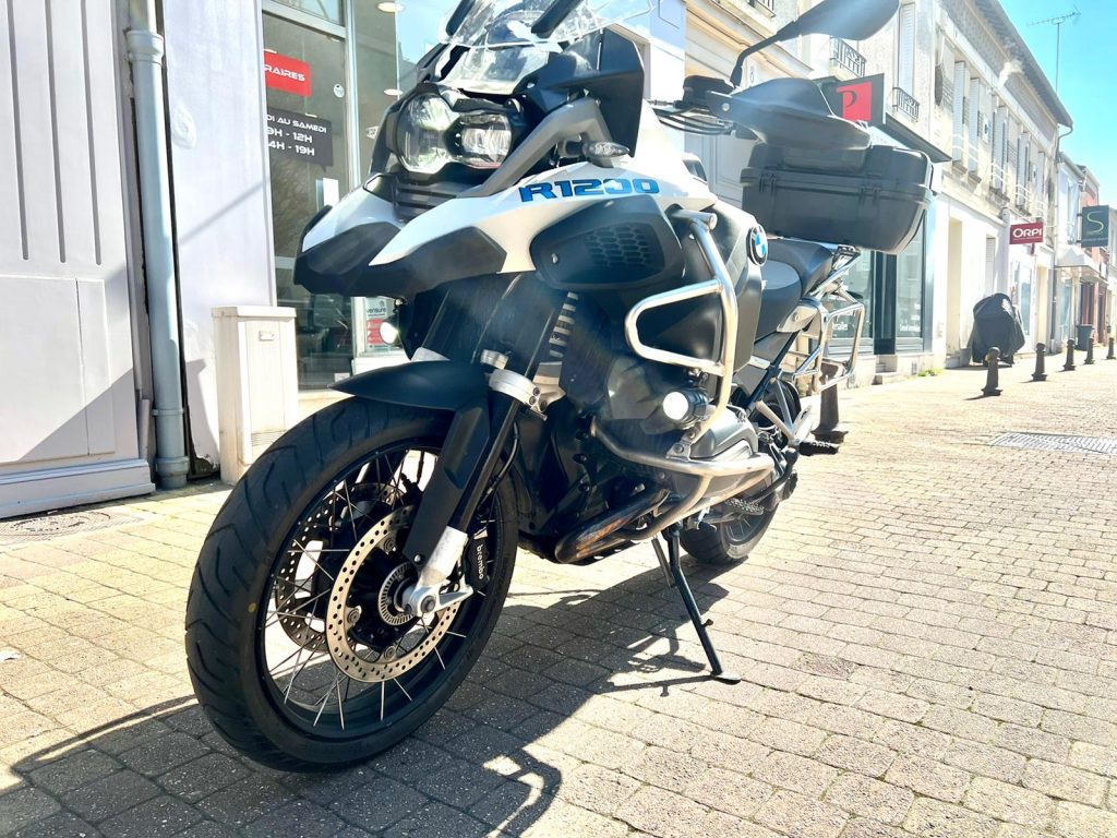 GS ADV R